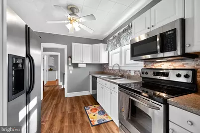 60 E Pittsfield Street, Pennsville, NJ 08070 - Photo 11