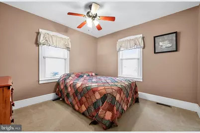 60 E Pittsfield Street, Pennsville, NJ 08070 - Photo 13