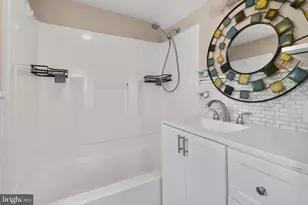 294 Jefferson St, Carneys Point, NJ 08069 - Photo 13