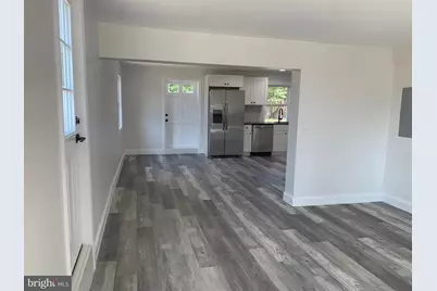 276 Woodstown Daretown, Pilesgrove, NJ 08098 - Photo 13