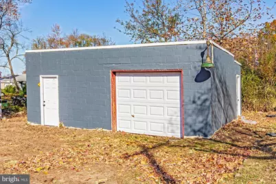 111 Grove Street, Penns Grove, NJ 08069 - Photo 3