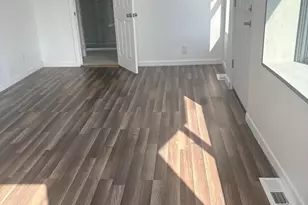 315 S Main St, Elmer, NJ 08318 - Photo 7