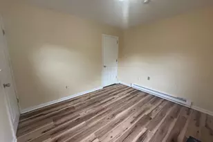 16 Pine St, Pennsville Township, NJ 08023 - Photo 9