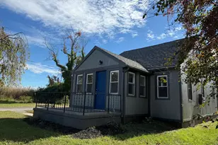 37 Beaver Ave, Pennsville, NJ 08070 - Photo 3