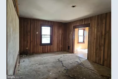 99 N Virginia Avenue, Carneys Point, NJ 08069 - Photo 5