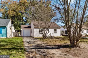 33 Pinewood Ave, Carneys Point, NJ 08069 - Photo 19