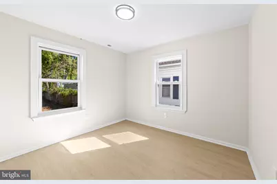 33 Pinewood Avenue, Carneys Point, NJ 08069 - Photo 13