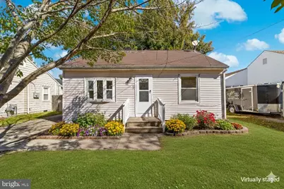 33 Pinewood Avenue, Carneys Point, NJ 08069 - Photo 1