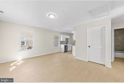 33 Pinewood Avenue, Carneys Point, NJ 08069 - Photo 7