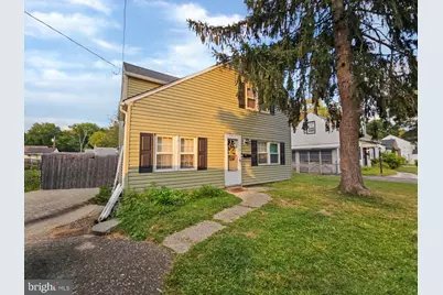 39 Maplewood Avenue, Carneys Point, NJ 08069 - Photo 1