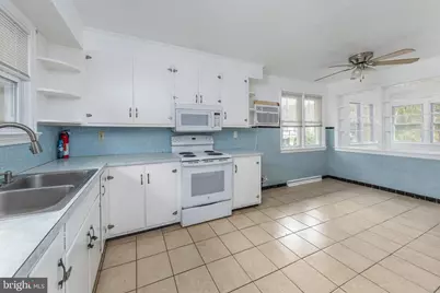 40 Spillway Drive, Alloway, NJ 08001 - Photo 7