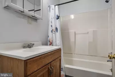 303 Pine Street, Carneys Point, NJ 08069 - Photo 11