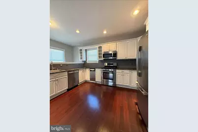 21 East #Apt B Avenue, Woodstown, NJ 08098 - Photo 1