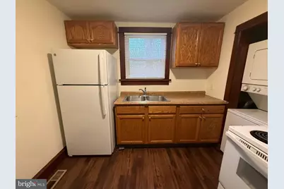 266 Apt B2 Shell Road, Carneys Point, NJ 08069 - Photo 5