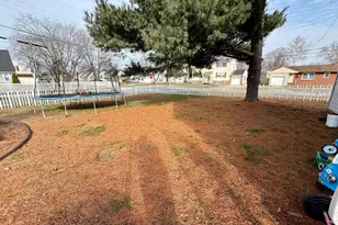 380 Erie Ave, Carneys Point, NJ 08069 - Photo 5