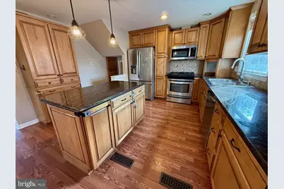 380 Erie Avenue, Carneys Point, NJ 08069 - Photo 15