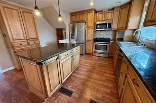 380 Erie Ave, Carneys Point, NJ 08069 - Photo 15