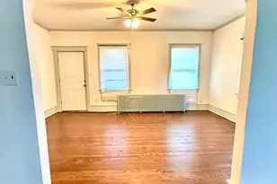 109 State St, Penns Grove, NJ 08069 - Photo 3