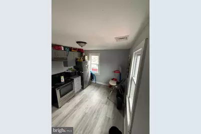178 N Broadway Apt #3, Pennsville, NJ 08070 - Photo 9