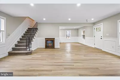 613 Hawks Bridge, Carneys Point, NJ 08069 - Photo 5