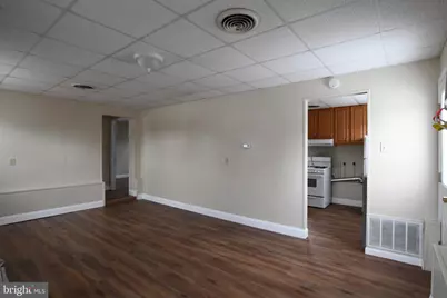 52 1/2 Chestnut Street, Pennsville Township, NJ 08070 - Photo 5