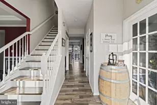 5 Panama Ct, Carneys Point, NJ 08069 - Photo 3