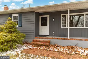 16 New St, Hancocks Bridge, NJ 08038 - Photo 3