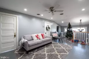 50 Delaware Ave, Penns Grove, NJ 08069 - Photo 21