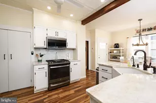 50 Delaware Ave, Penns Grove, NJ 08069 - Photo 9