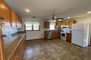 100 Georgia Rd, Pennsville Township, NJ 08070 - Photo 7