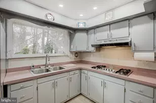 4 Old Forge Rd, Pennsville Township, NJ 08070 - Photo 11