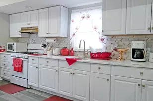 310 State St, Penns Grove, NJ 08069 - Photo 21