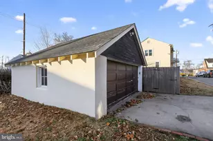 100 Grant St, Carneys Point, NJ 08069 - Photo 27