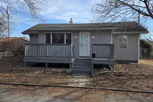 239 J St, Carneys Point, NJ 08069 - Photo 19