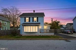 21 Vanburen St, Pennsville Township, NJ 08023 - Photo 1