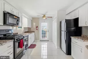 21 Vanburen St, Pennsville Township, NJ 08023 - Photo 19