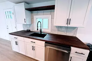 1 Victory Ave, Pennsville, NJ 08070 - Photo 9