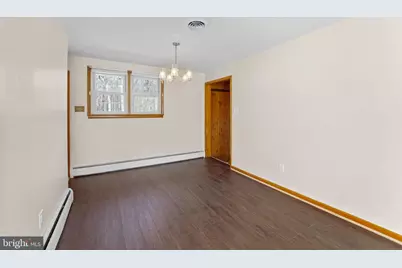 292 E Pittsfield Street, Pennsville, NJ 08070 - Photo 11