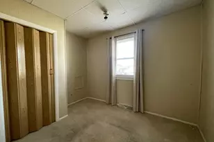 50 Vanburen St, Pennsville Township, NJ 08023 - Photo 25