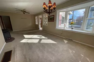 50 Vanburen St, Pennsville Township, NJ 08023 - Photo 11