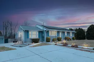 72 Oberlin Rd, Pennsville Township, NJ 08070 - Photo 1