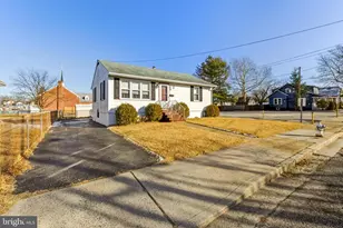 58 Oak St, Pennsville, NJ 08070 - Photo 1