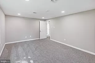 96 Riviera Dr, Pennsville Township, NJ 08070 - Photo 21