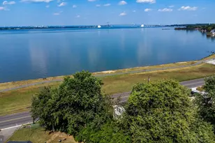 96 Riviera Dr, Pennsville, NJ 08070 - Photo 1