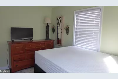 1082 S Broadway, Pennsville Township, NJ 08070 - Photo 11