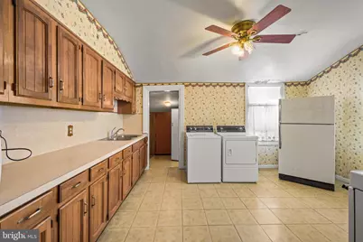 110 W Harmony Street, Penns Grove, NJ 08069 - Photo 11