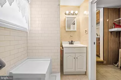 110 W Harmony Street, Penns Grove, NJ 08069 - Photo 17