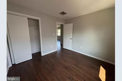 176 N Broadway, Pennsville Township, NJ 08070 - Photo 15