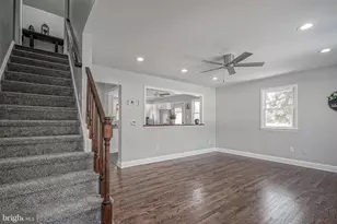 8 Riviera Dr, Pennsville, NJ 08070 - Photo 5