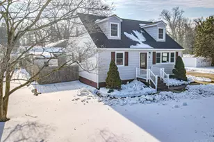 8 Riviera Dr, Pennsville Township, NJ 08070 - Photo 1